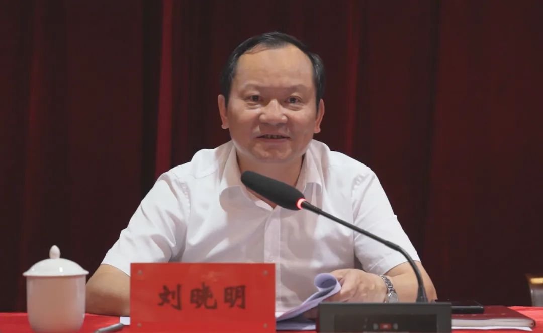 劉明強(qiáng)官場風(fēng)月最新，變化、學(xué)習(xí)與成就的力量之旅