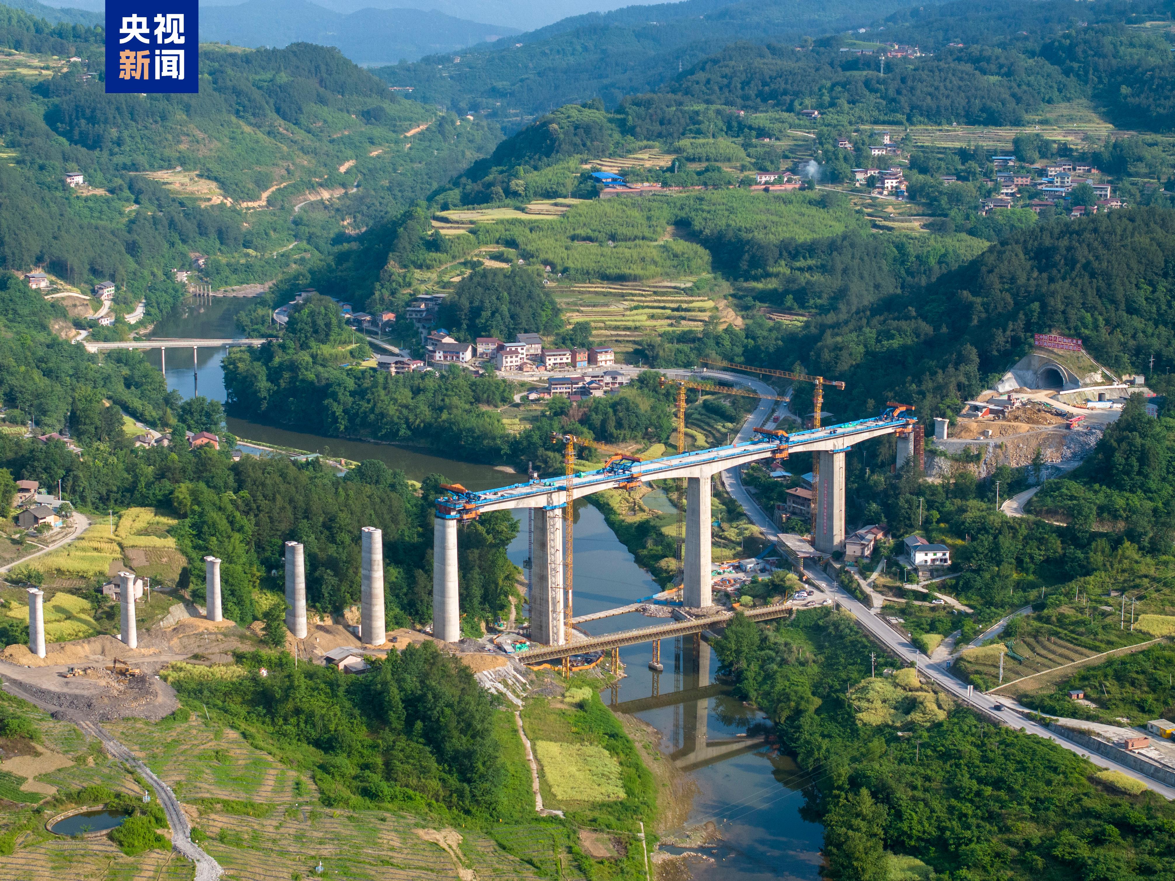 忠縣鐵路最新動態(tài)，溫馨旅程的進展與未來展望