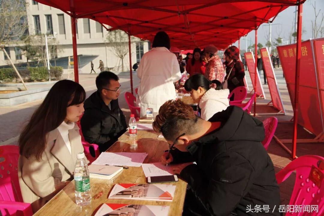 鄭州港區(qū)最新招聘信息及高科技產(chǎn)品概覽