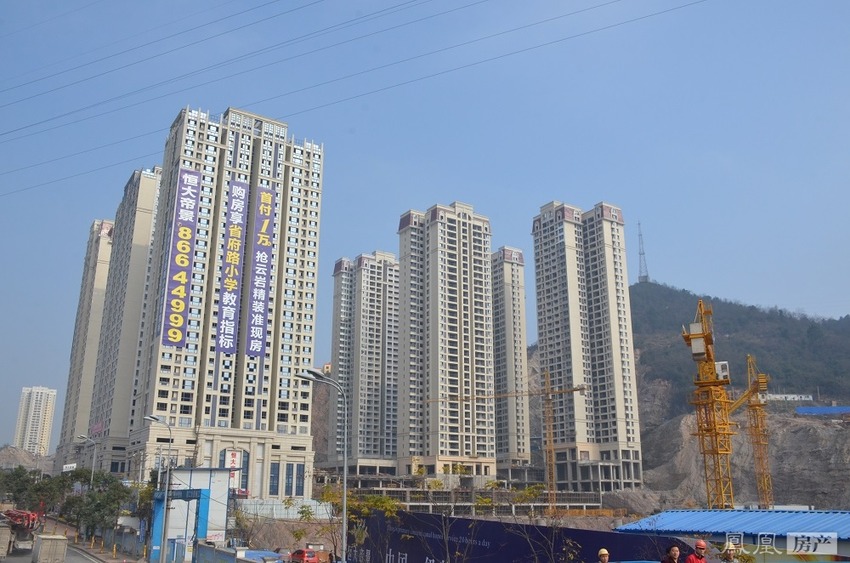 貴陽恒大帝景最新動態(tài)及小巷風(fēng)情小店揭秘